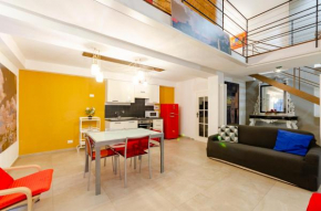 ALTIDO Vibrant Open-Plan Apt for 6 in Historic Centre